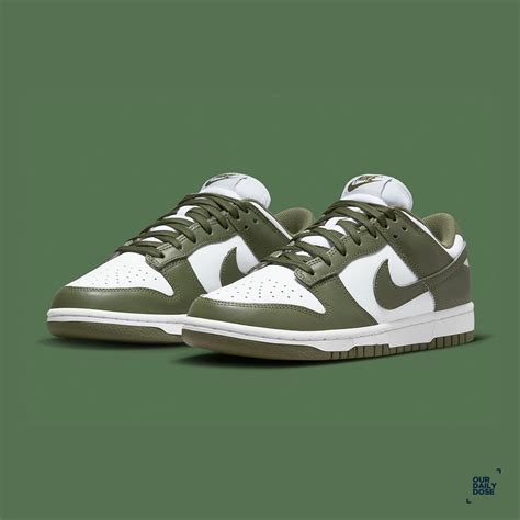 leichte turnschuhe damen nike olive|Olive Nike Sneakers für Damen online kaufen .